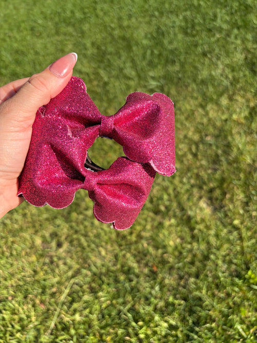Glitter scalloped piggies