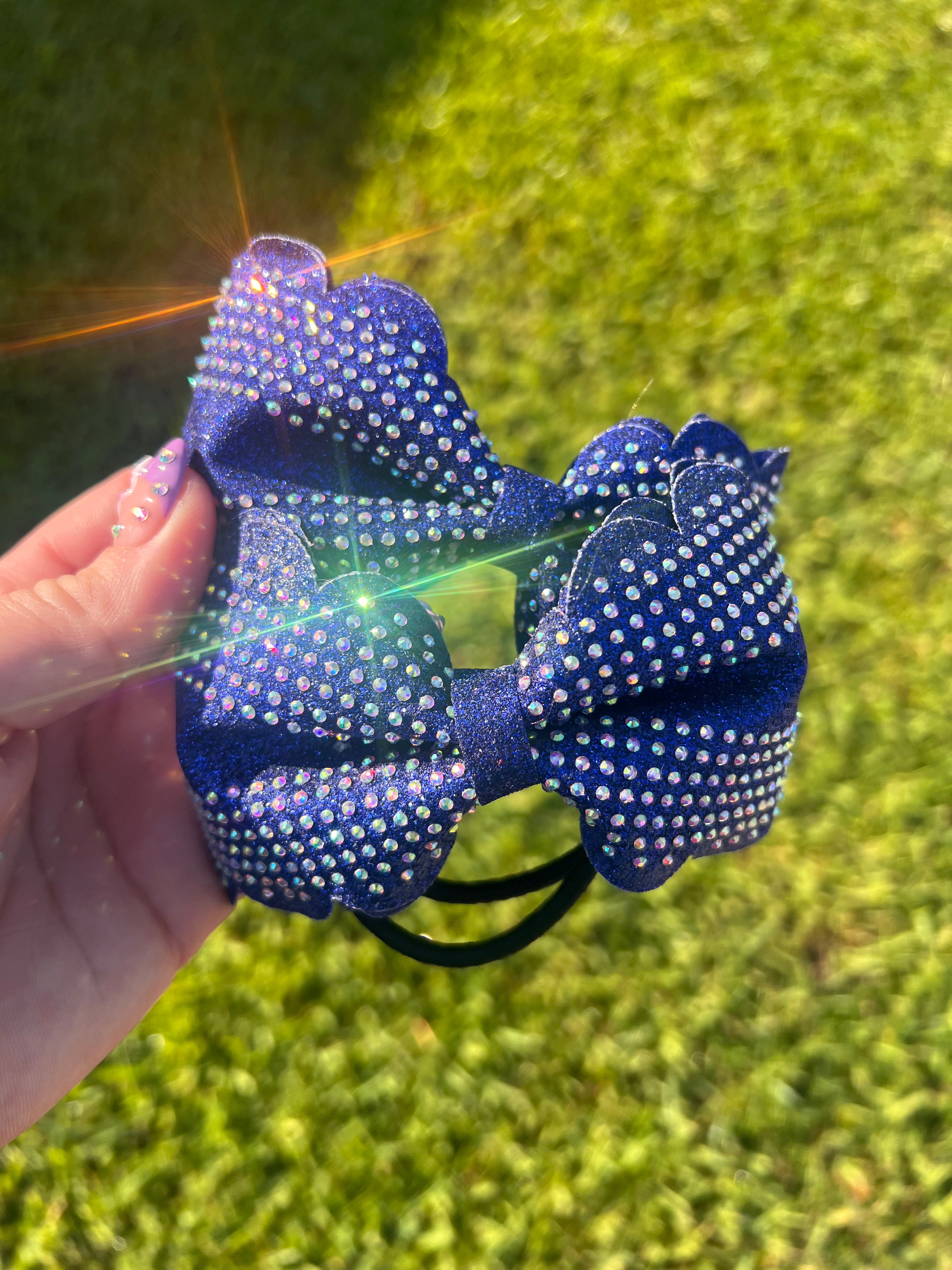 Scalloped piggy bow set